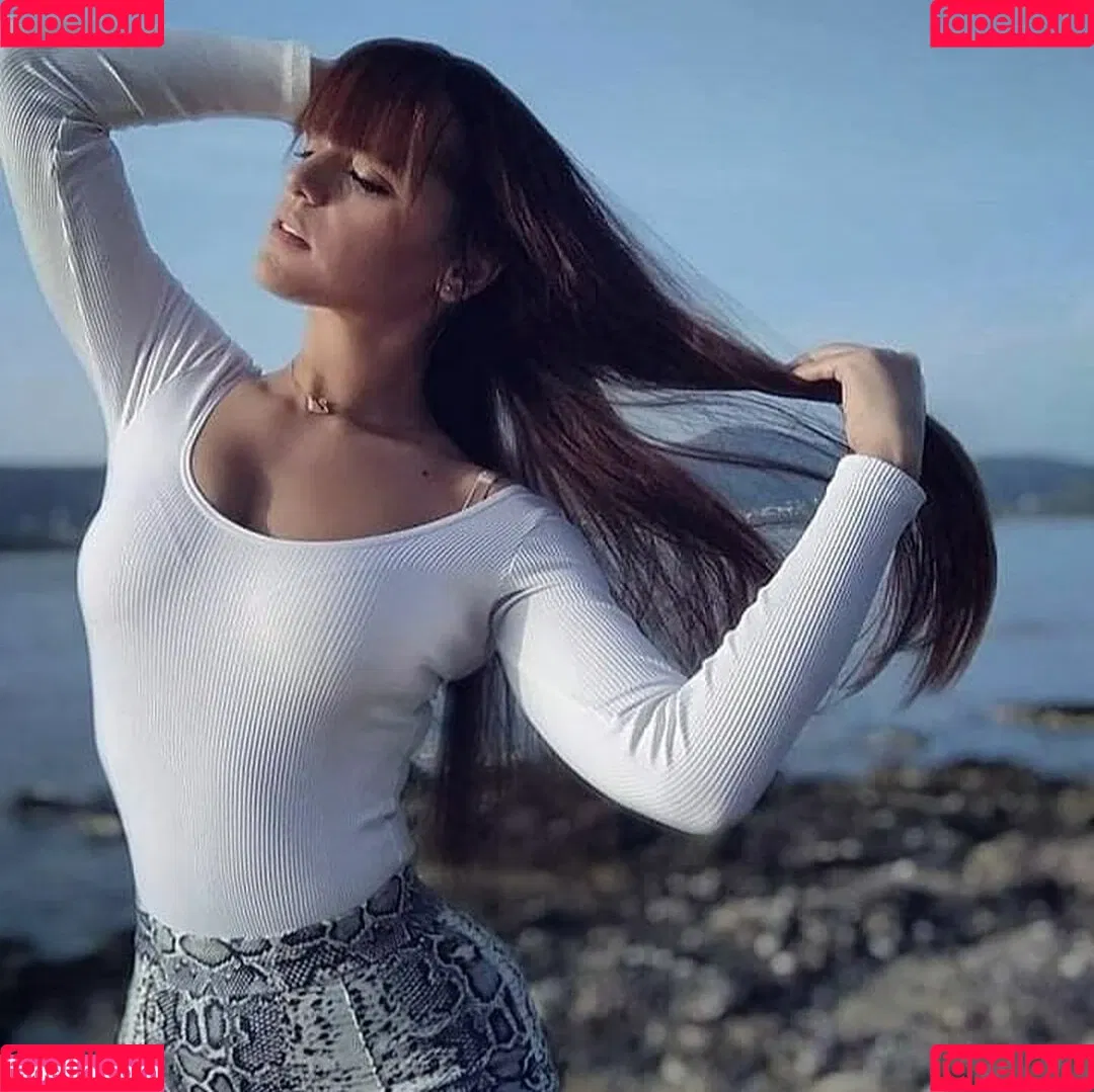 Angela Doxa Onlyfans Photo Gallery 