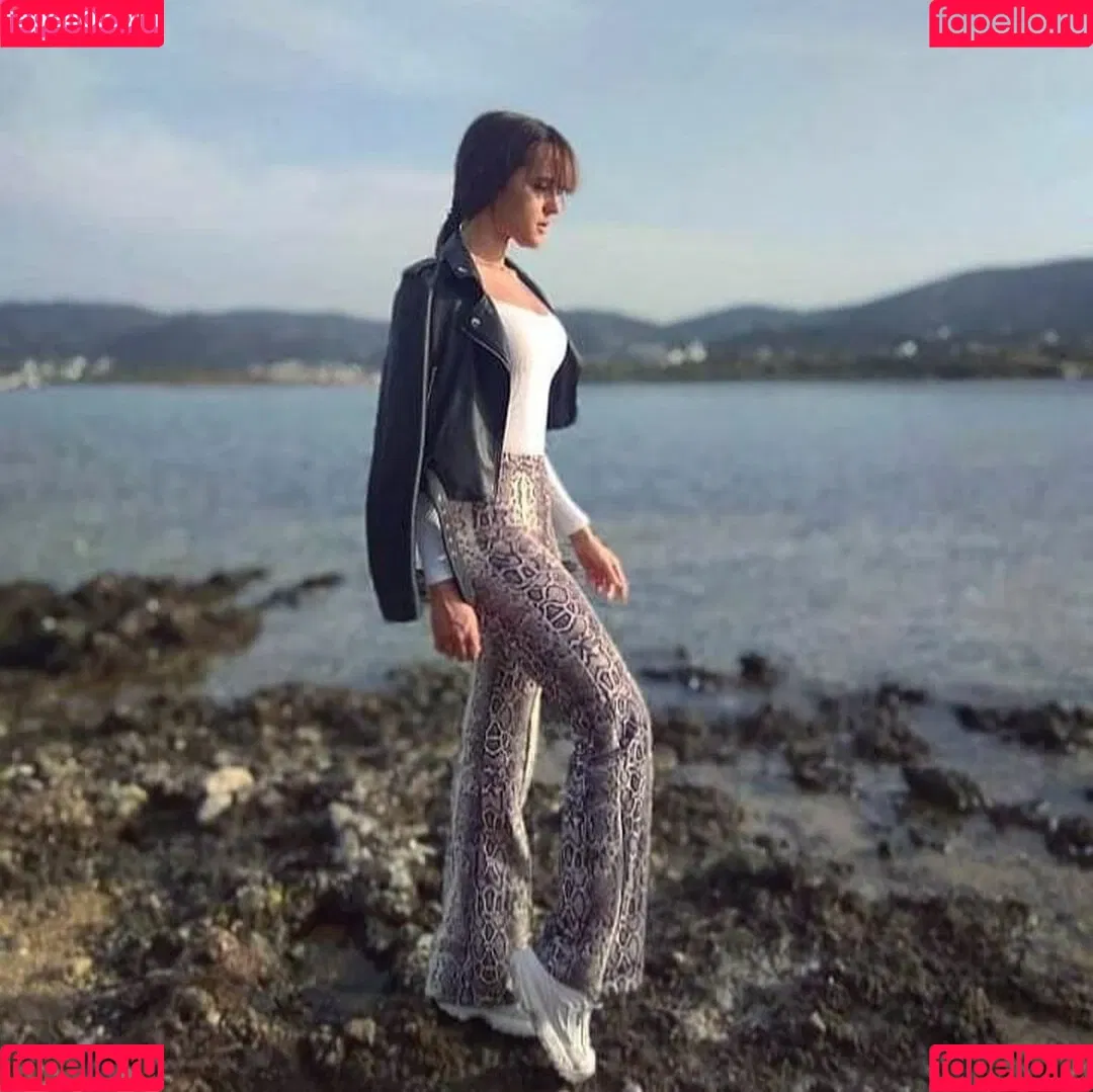 Angela Doxa Onlyfans Photo Gallery 
