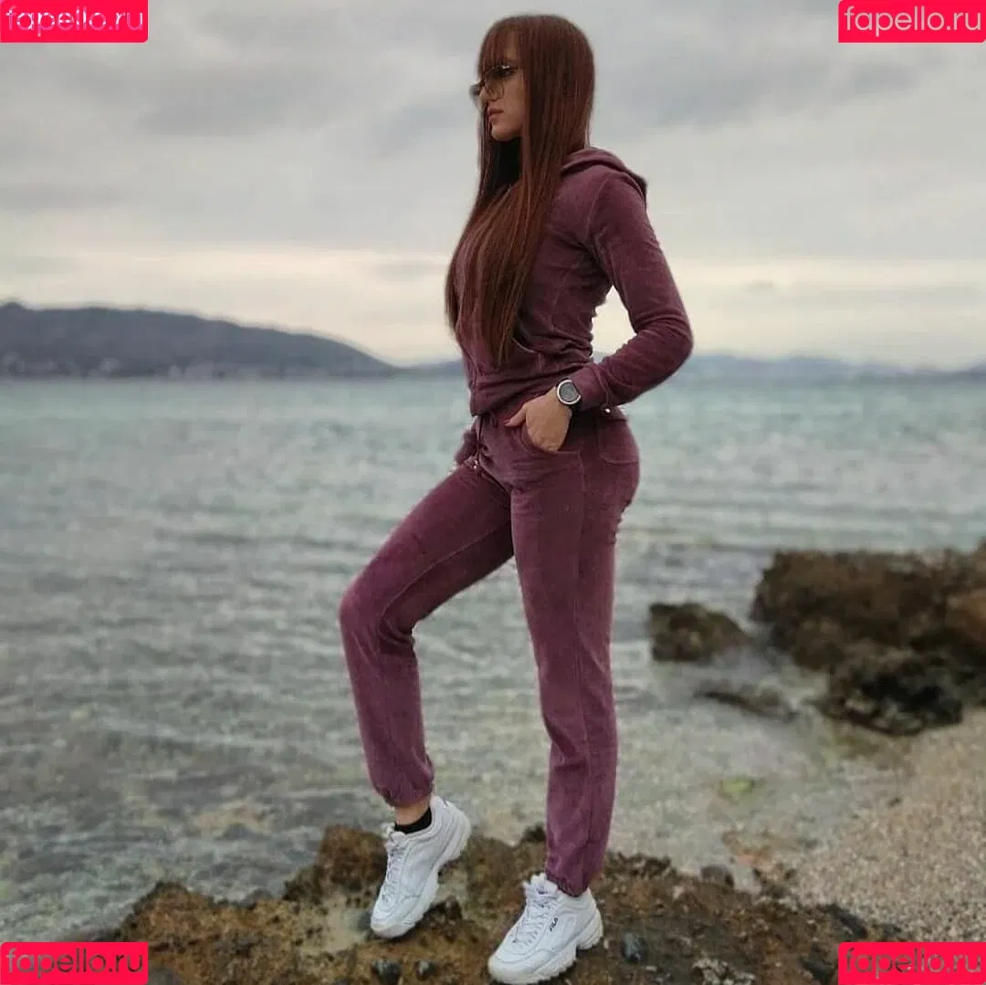 Angela Doxa Onlyfans Photo Gallery 