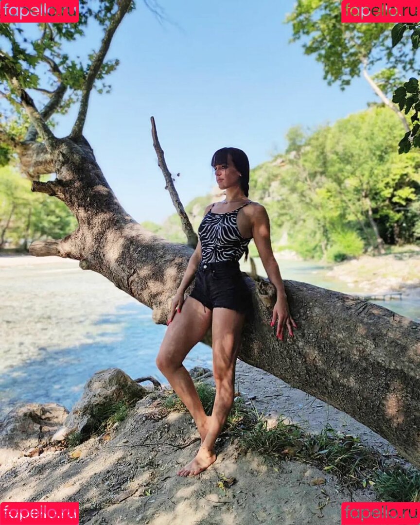 Angela Doxa Nude Onlyfans Photo 11