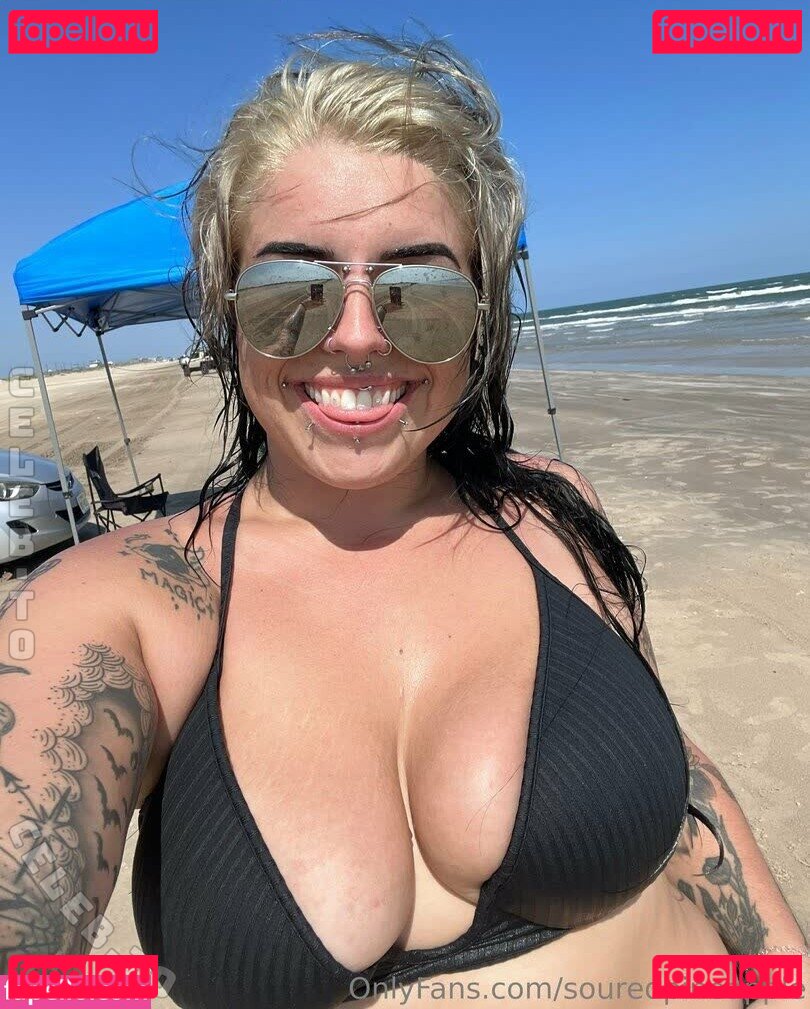 Goddess Lia Nude Onlyfans Photo 8