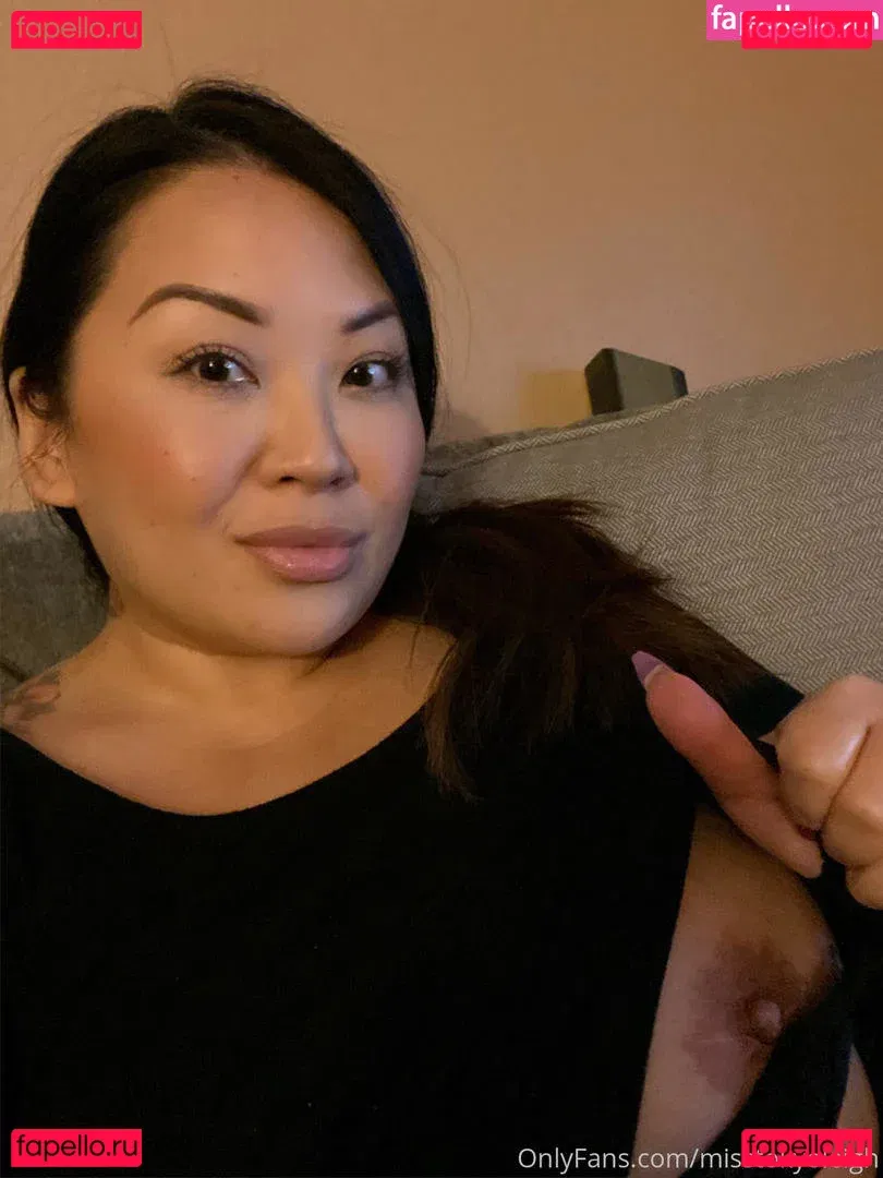 misstokyoleigh Onlyfans Photo Gallery 