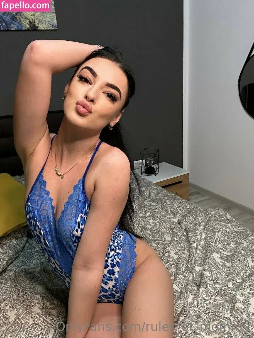 rules_of_mommy Onlyfans Photo Gallery 