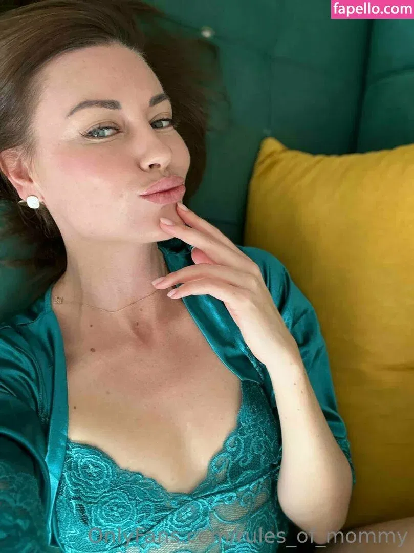 rules_of_mommy Onlyfans Photo Gallery 
