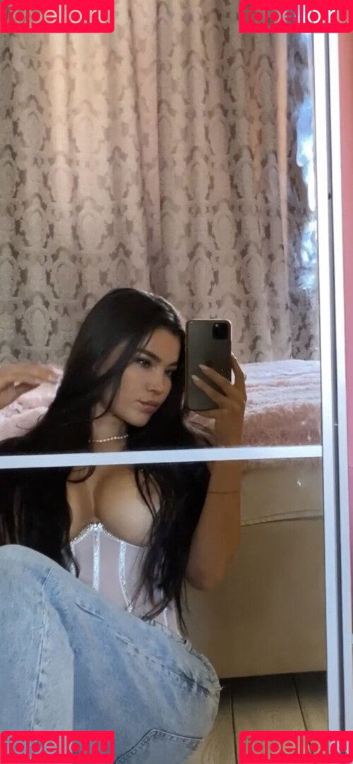 Sveta Bilyalova Onlyfans Photo Gallery 