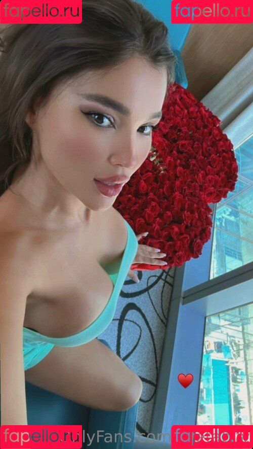 Sveta Bilyalova Onlyfans Photo Gallery 