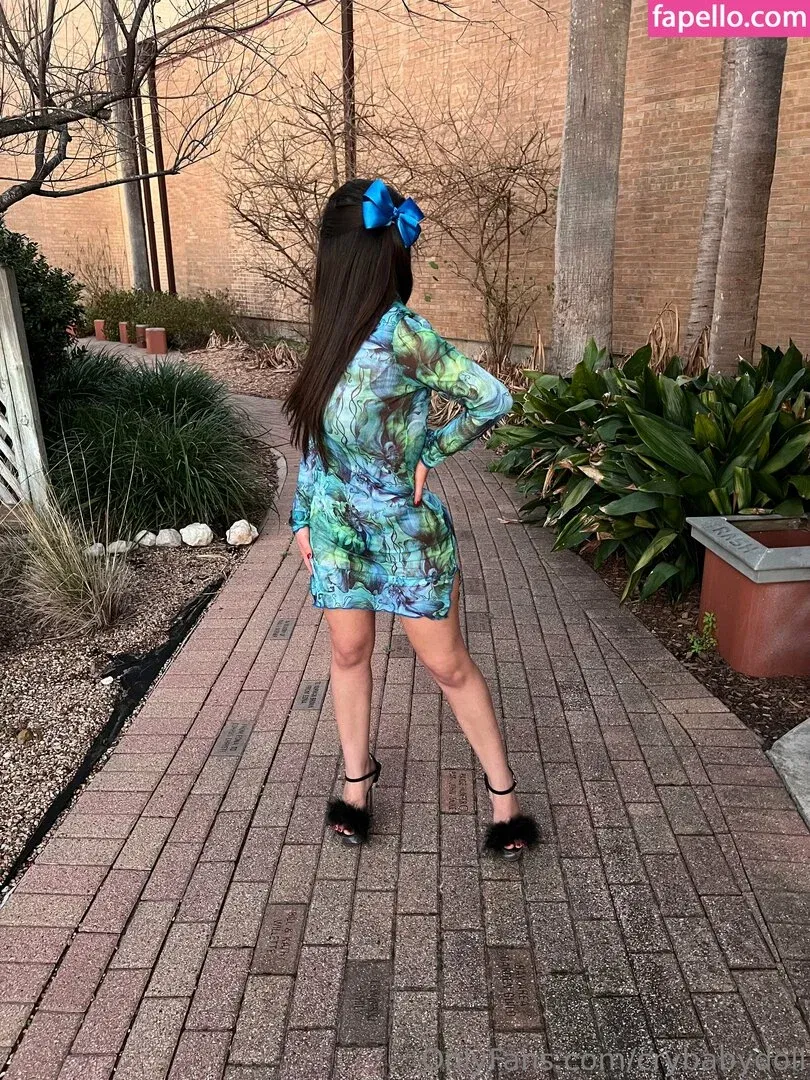 crybabydoll Onlyfans Photo Gallery 