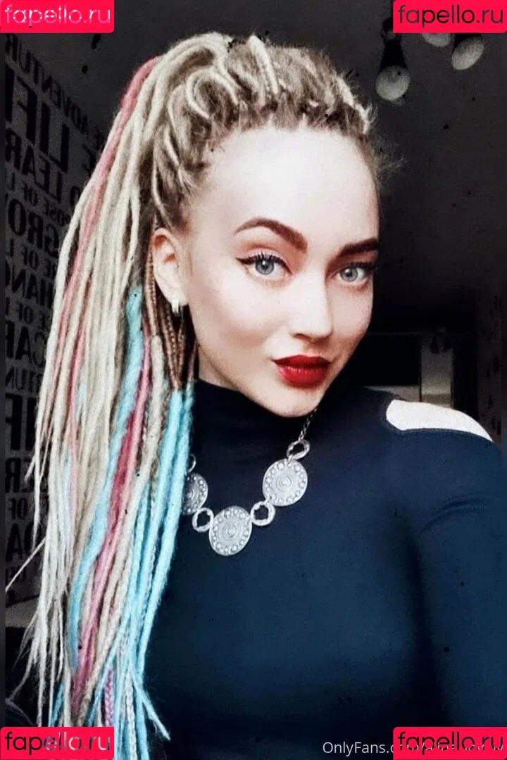 alinalovely Onlyfans Photo Gallery 