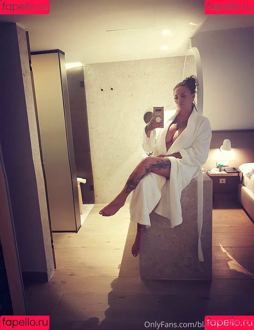 Blackbeautymai Onlyfans Photo Gallery 