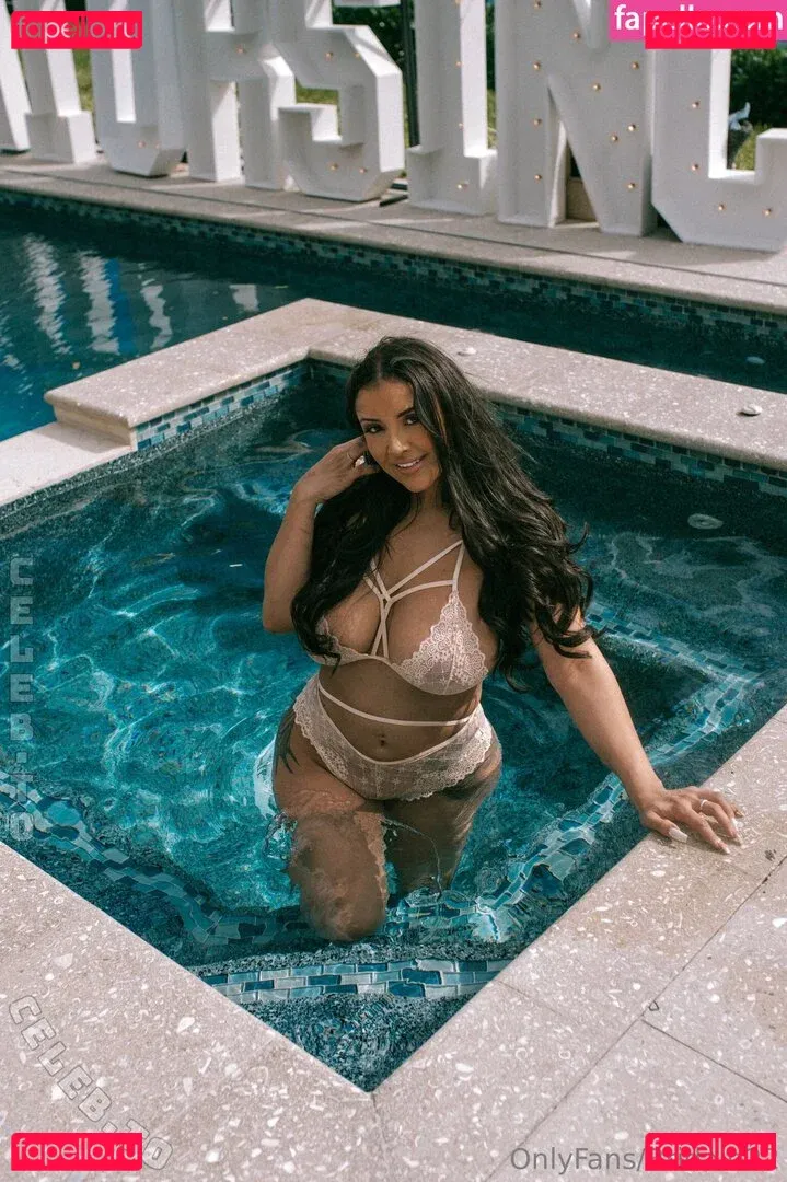 Brianna Marie Dale Onlyfans Photo Gallery 