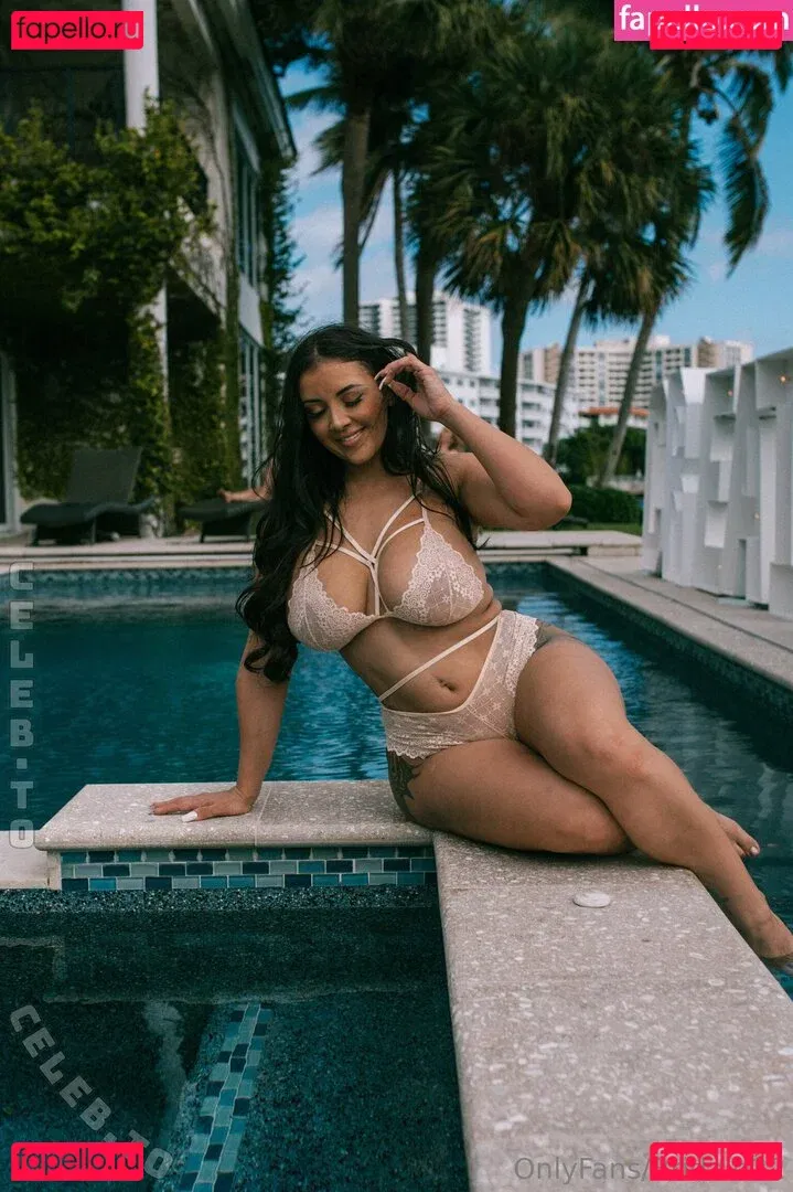 Brianna Marie Dale Onlyfans Photo Gallery 