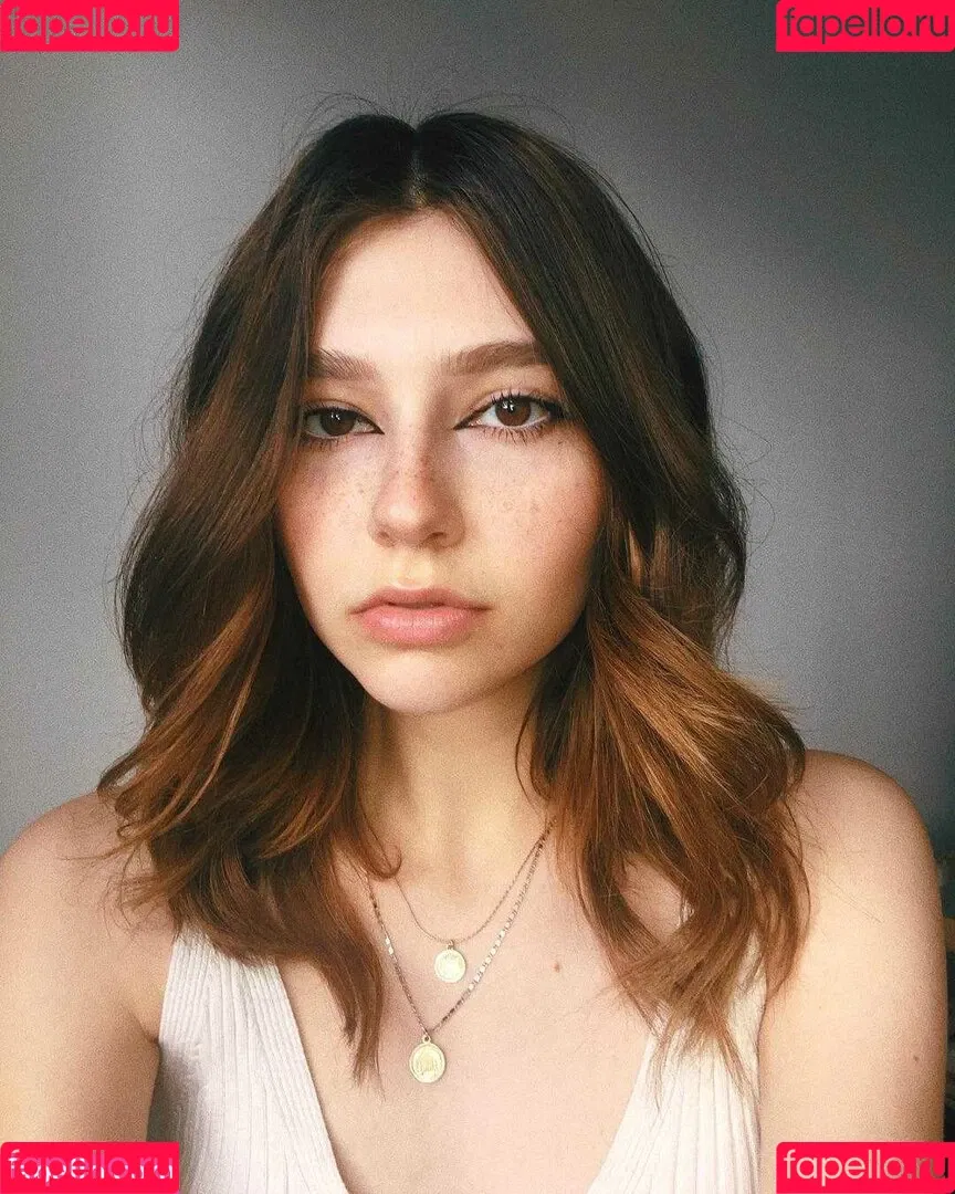 Savannah Brown Onlyfans Photo Gallery 