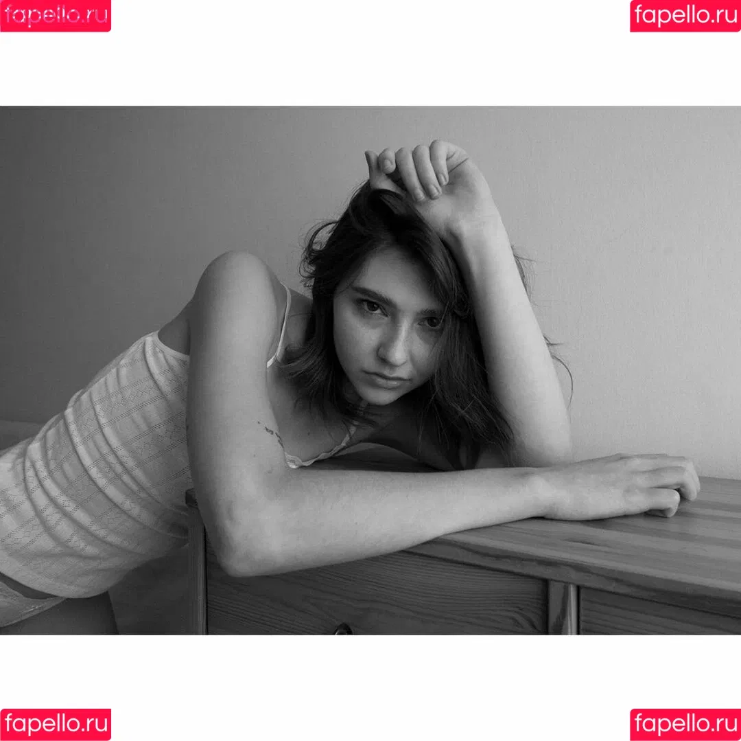 Savannah Brown Onlyfans Photo Gallery 