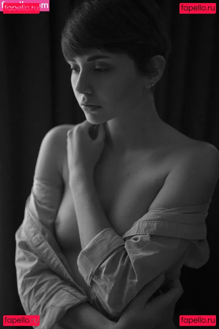 Savannah Brown Onlyfans Photo Gallery 