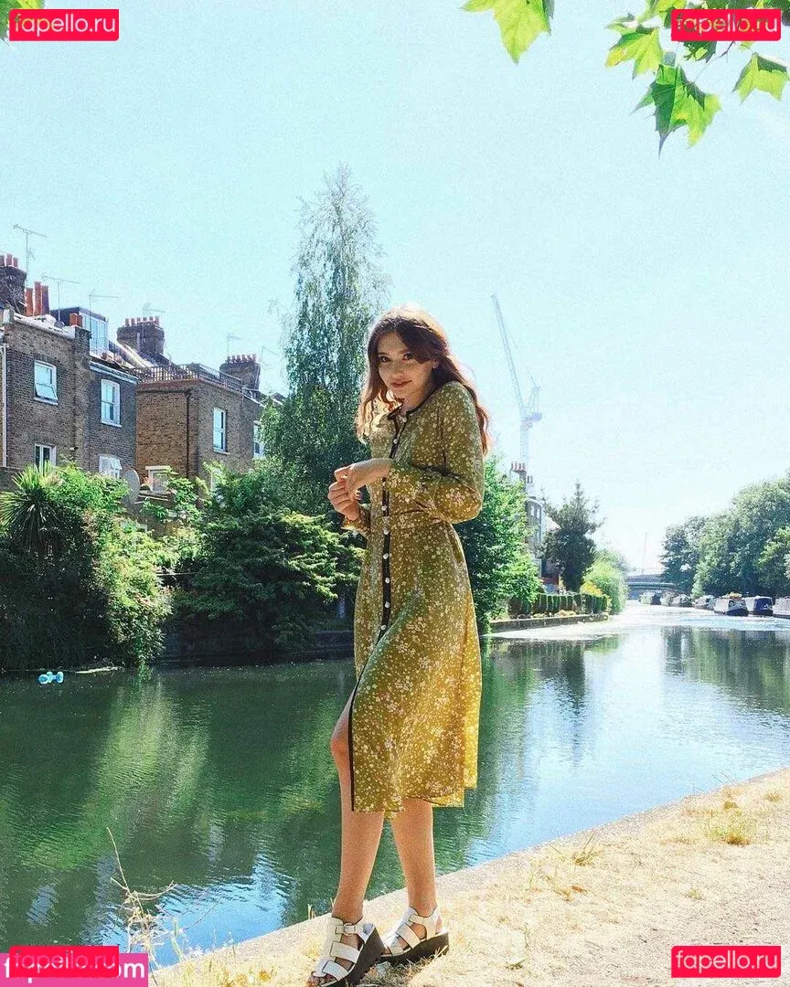 Savannah Brown Onlyfans Photo Gallery 