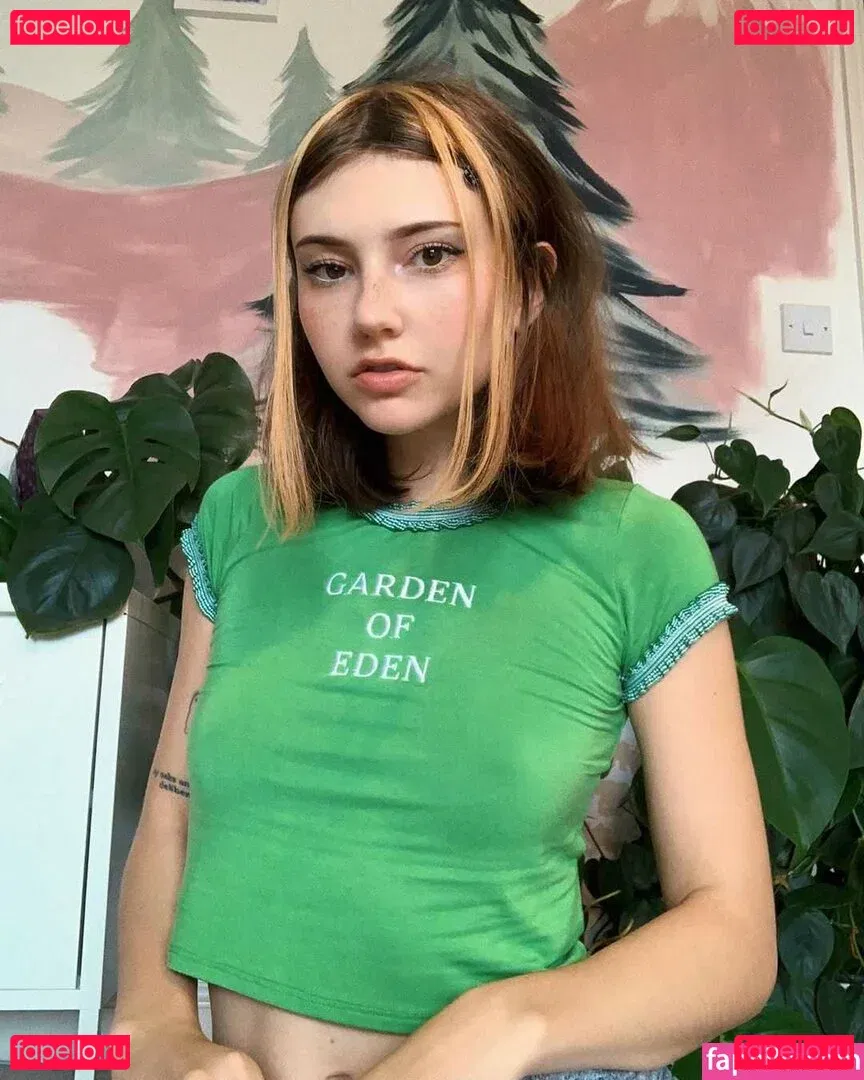 Savannah Brown Onlyfans Photo Gallery 