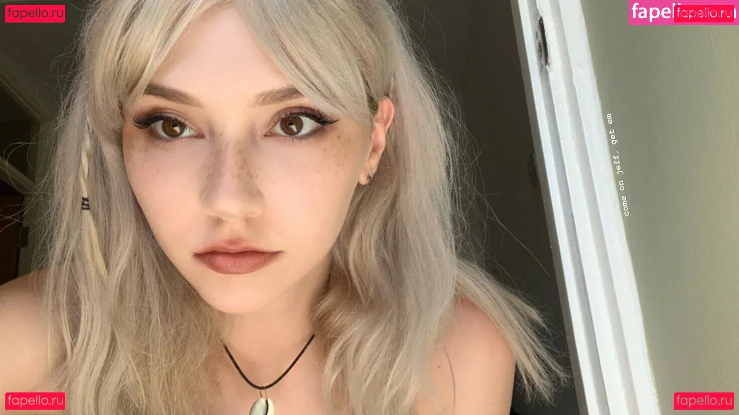 Savannah Brown Onlyfans Photo Gallery 