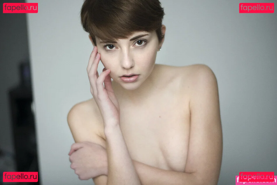 Savannah Brown Onlyfans Photo Gallery 