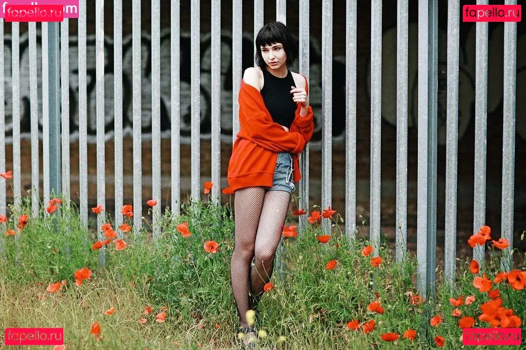 Savannah Brown Onlyfans Photo Gallery 