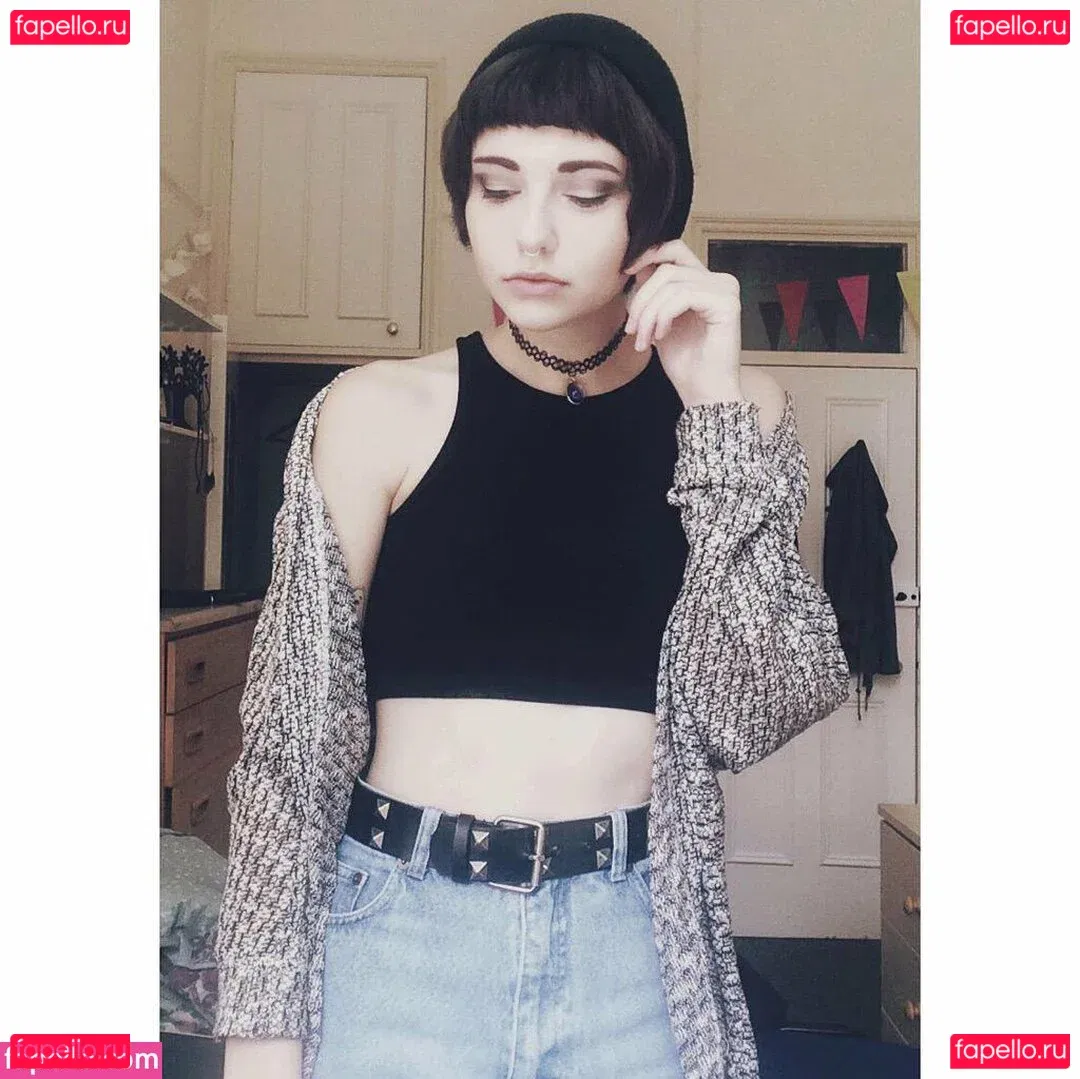 Savannah Brown Onlyfans Photo Gallery 