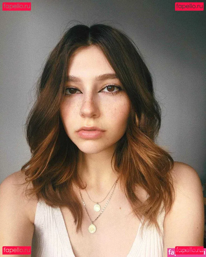 Savannah Brown Onlyfans Photo Gallery 