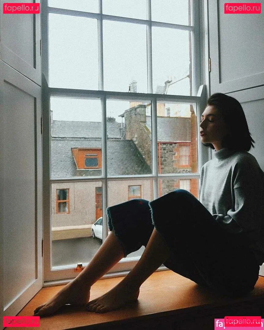 Savannah Brown Onlyfans Photo Gallery 