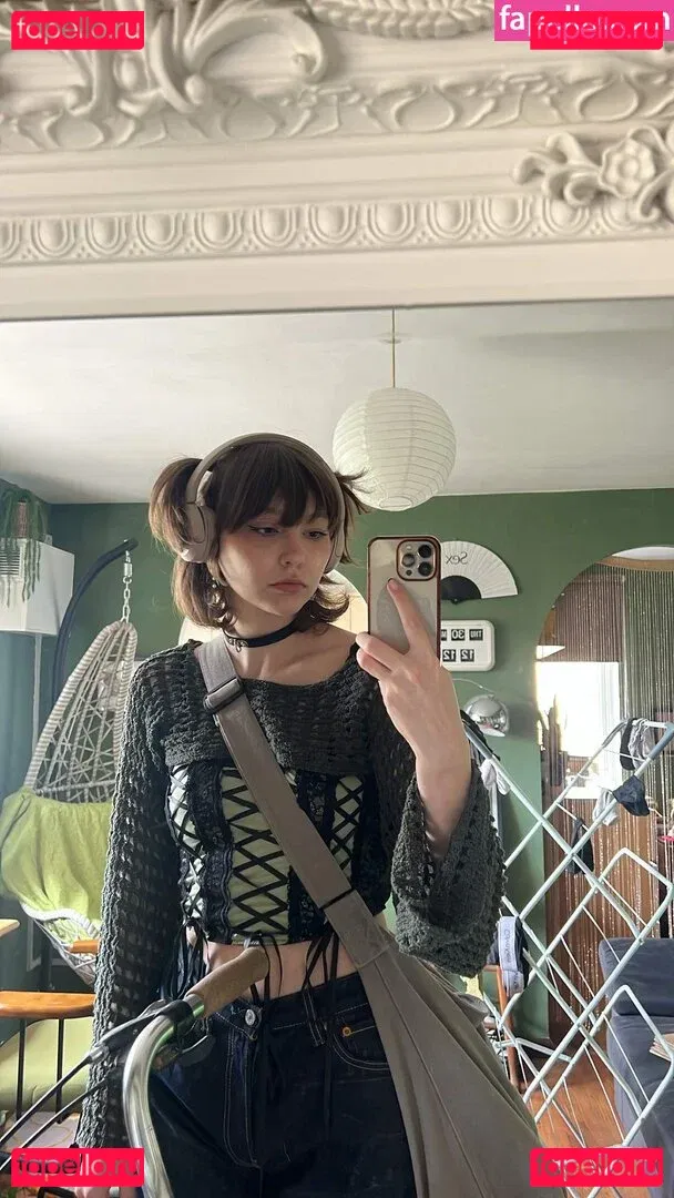 Savannah Brown Onlyfans Photo Gallery 