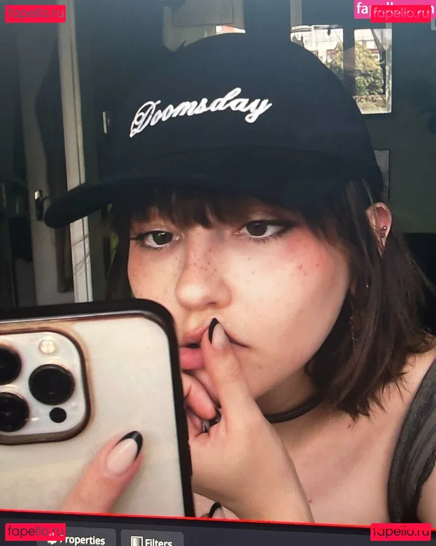 Savannah Brown Onlyfans Photo Gallery 