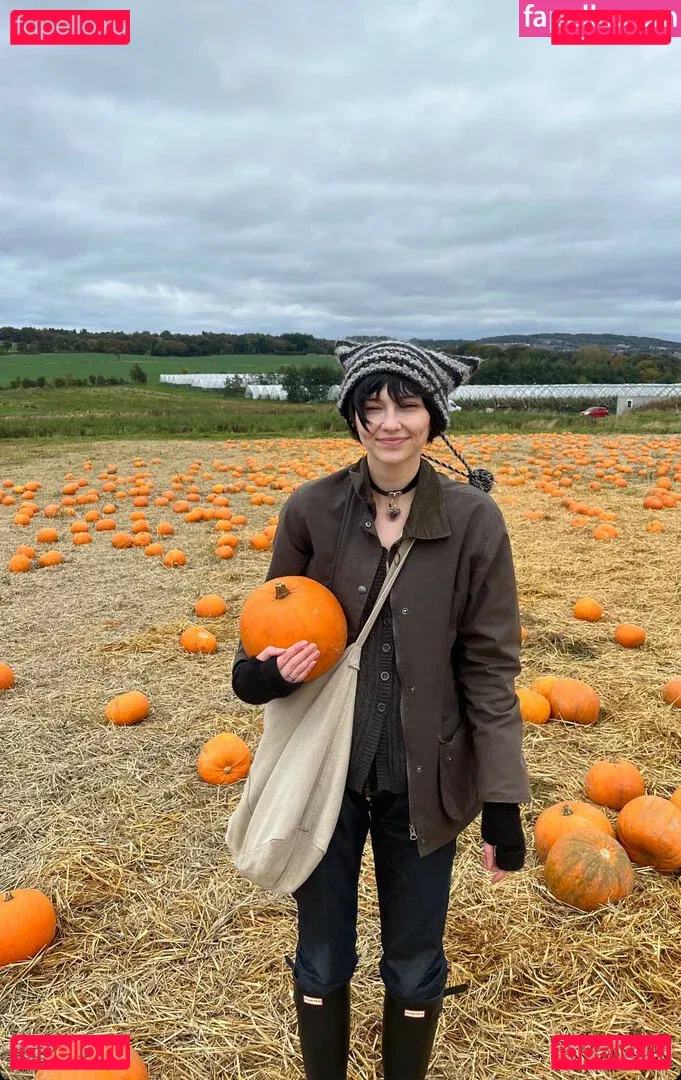 Savannah Brown Onlyfans Photo Gallery 