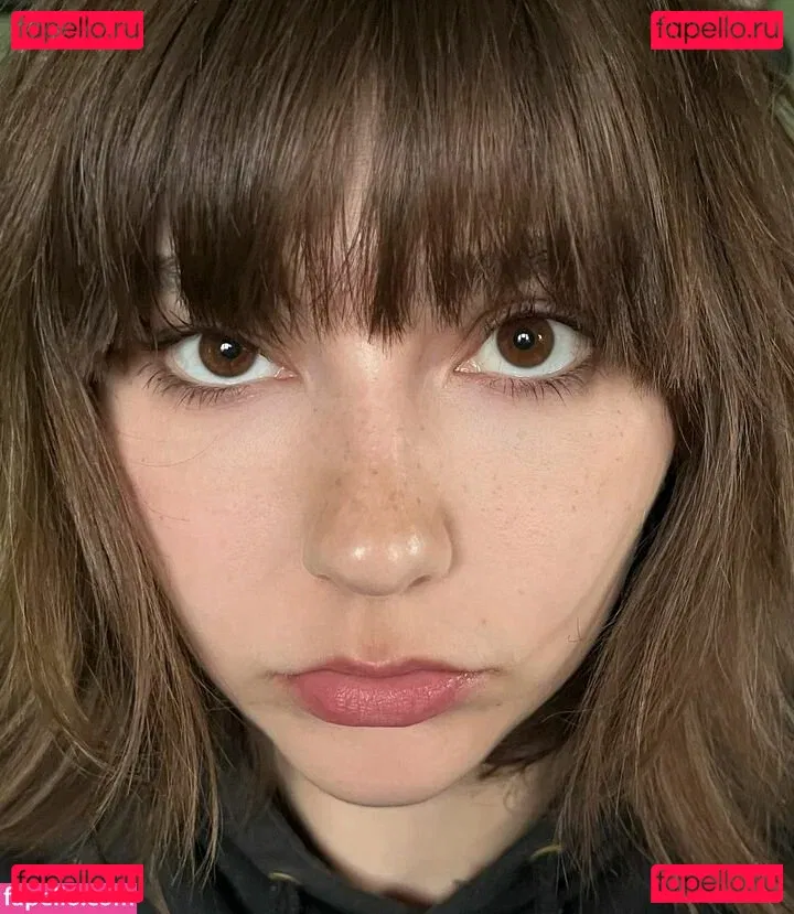 Savannah Brown Onlyfans Photo Gallery 