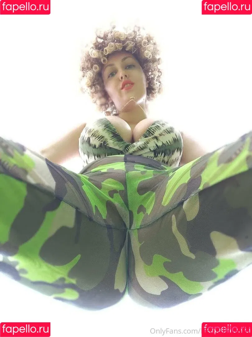 Hanna Zimmer Onlyfans Photo Gallery 