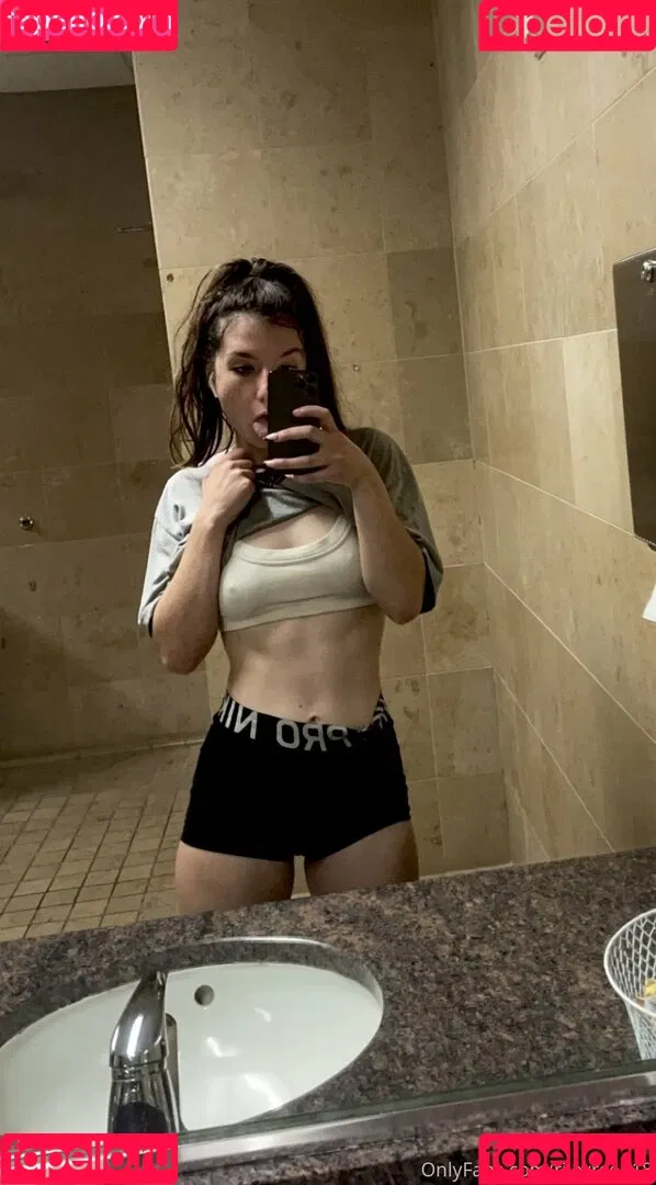 rileyreed18 Onlyfans Photo Gallery 