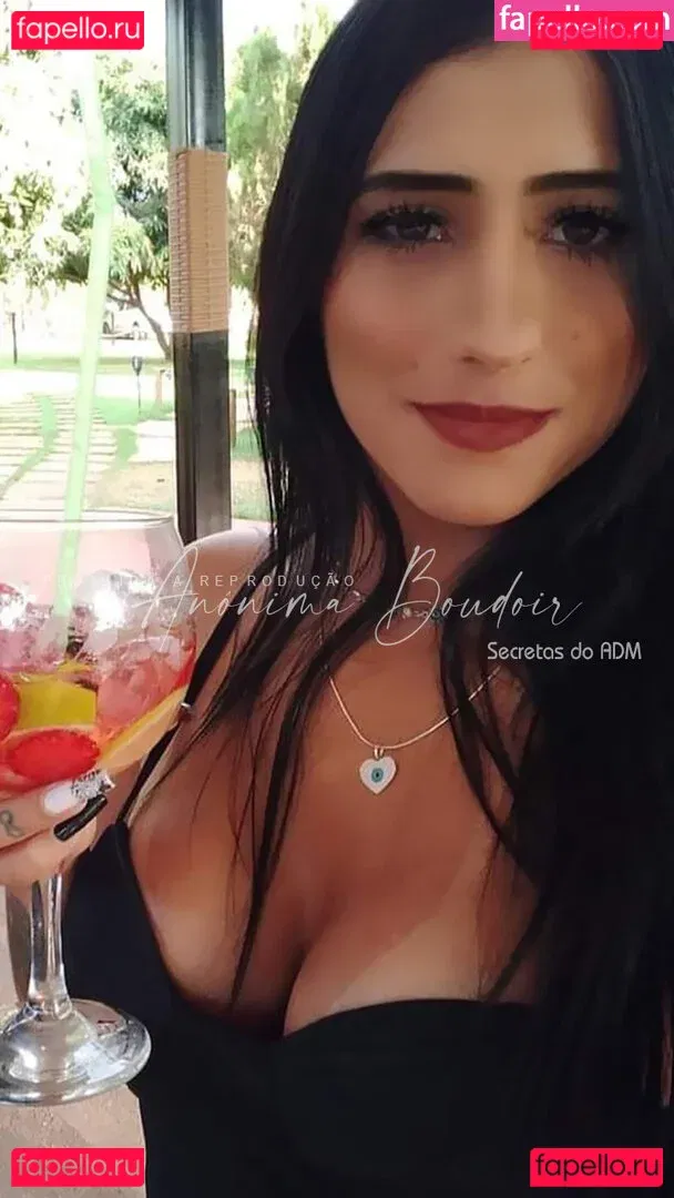 Anonima Boudoir Onlyfans Photo Gallery 