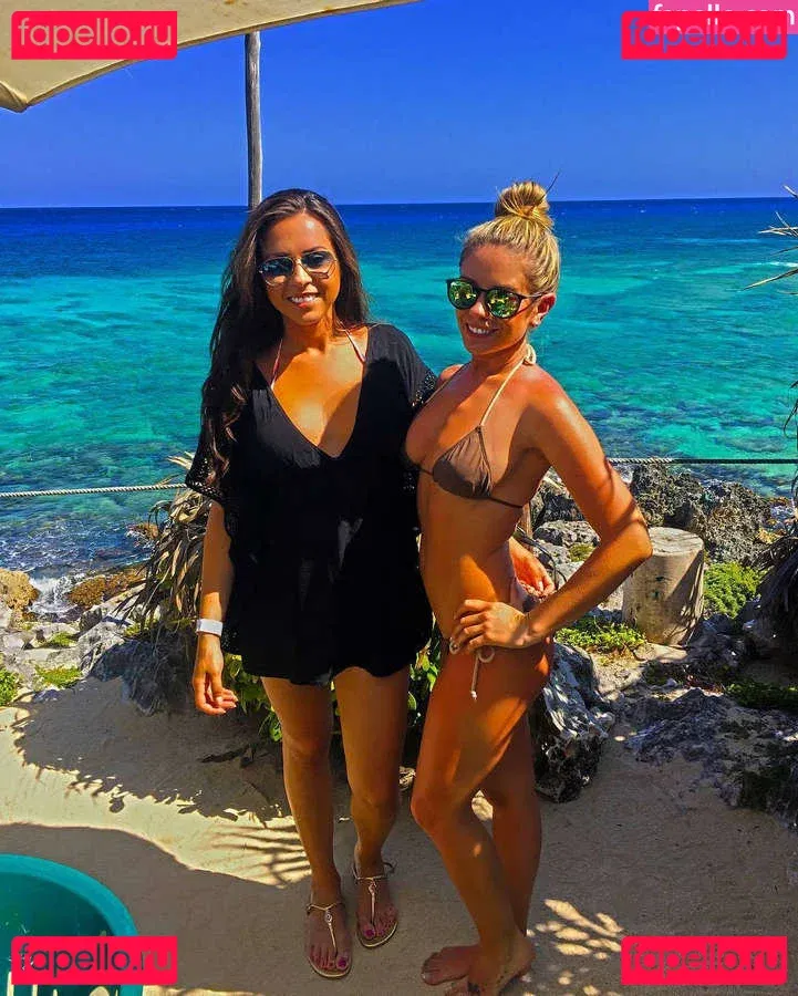 Midskarinnoelle Onlyfans Photo Gallery 