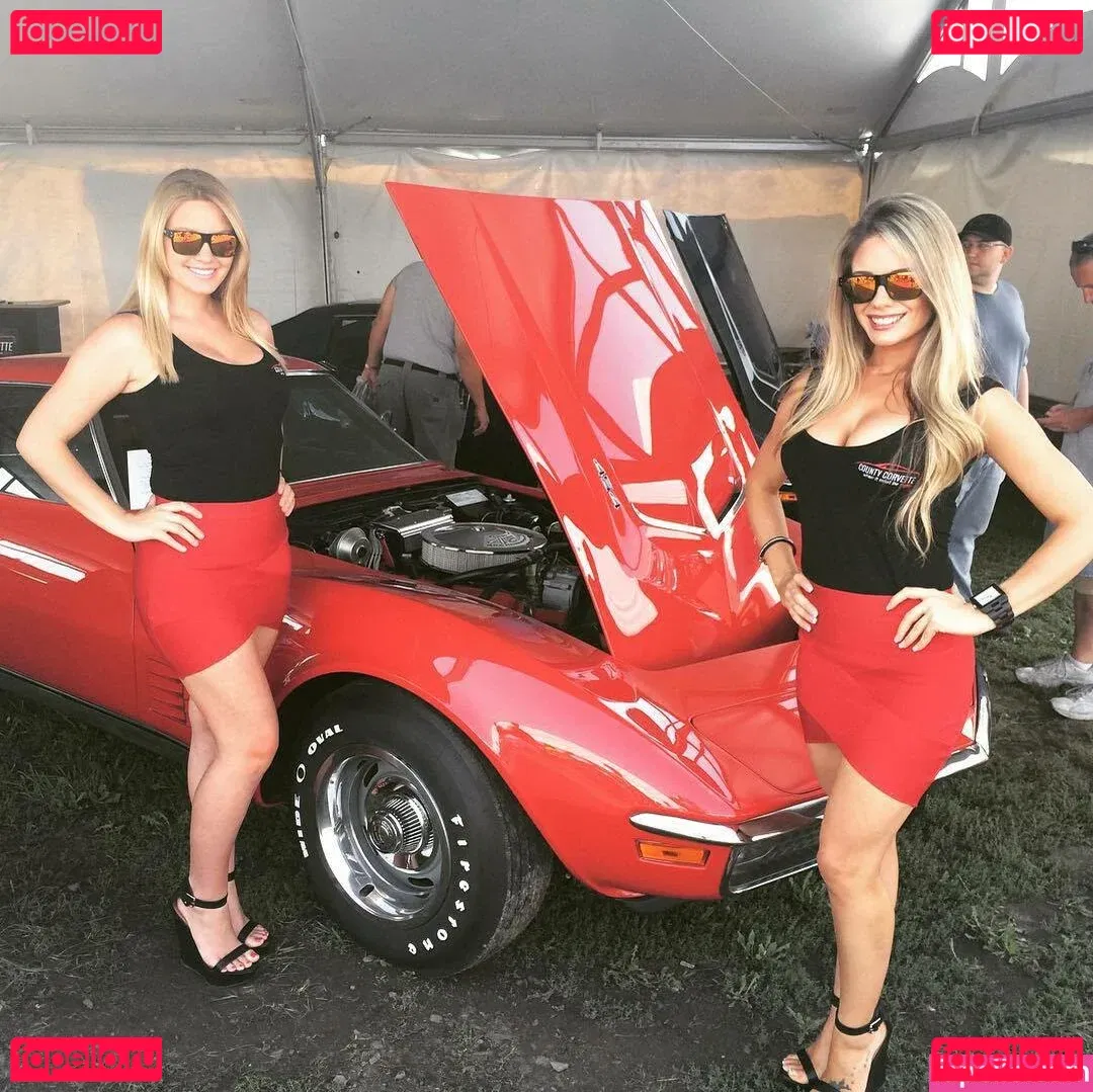 Midskarinnoelle Onlyfans Photo Gallery 