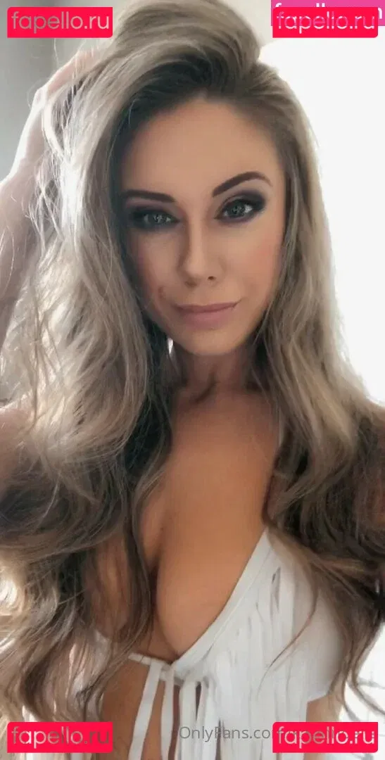 Midskarinnoelle Onlyfans Photo Gallery 