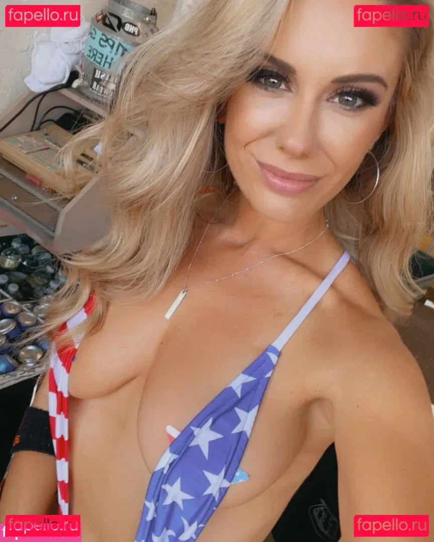 Midskarinnoelle Onlyfans Photo Gallery 