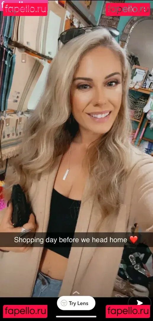 Midskarinnoelle Onlyfans Photo Gallery 