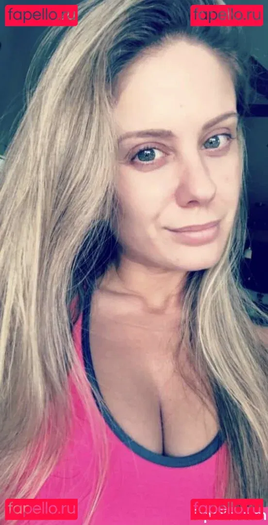 Midskarinnoelle Onlyfans Photo Gallery 