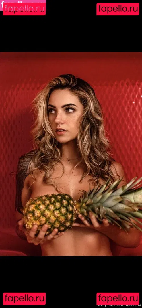 Itsellemu Onlyfans Photo Gallery 