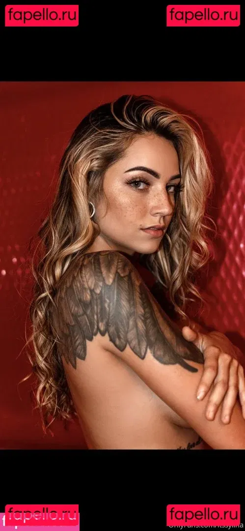 Itsellemu Onlyfans Photo Gallery 