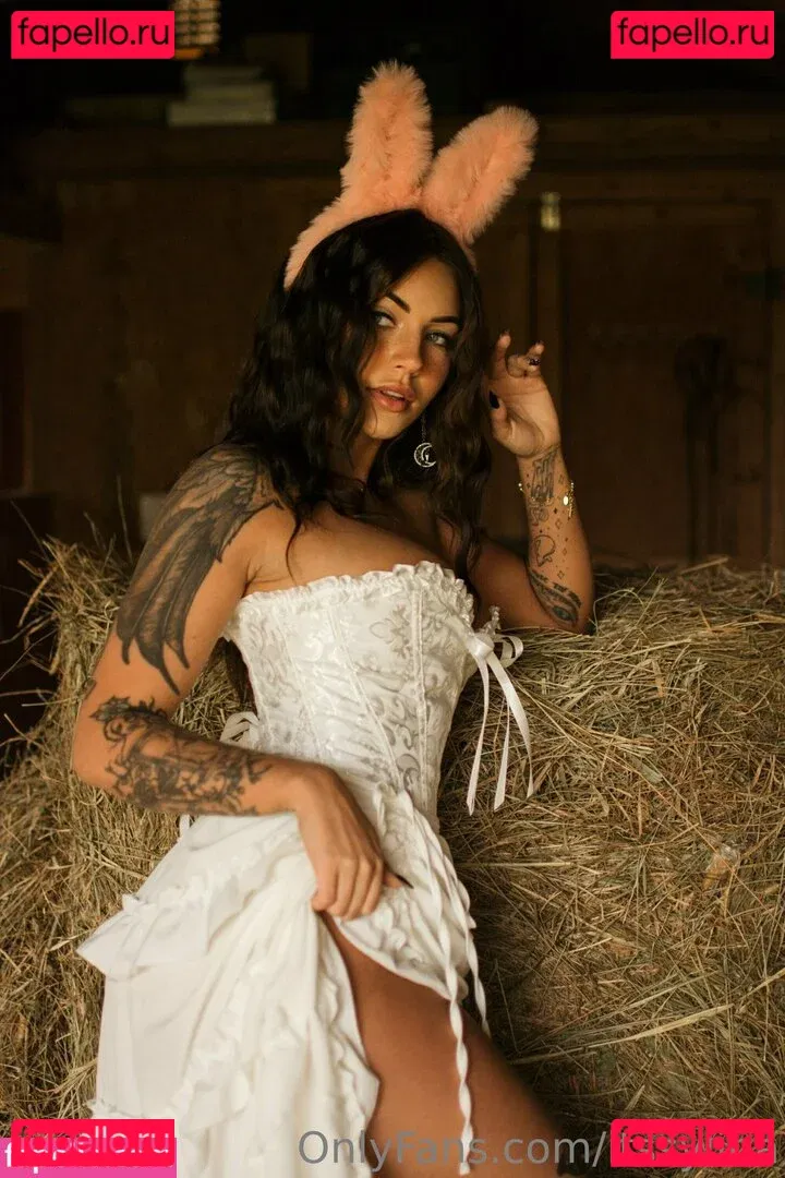 Itsellemu Onlyfans Photo Gallery 