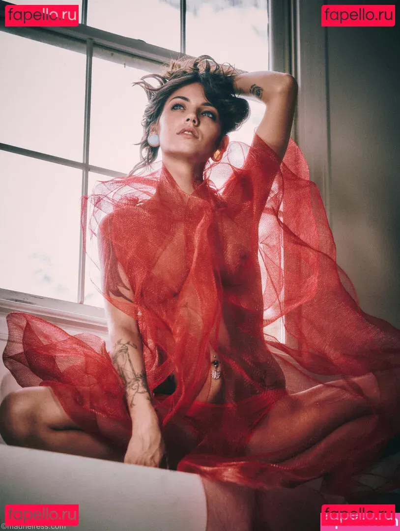 Itsellemu Onlyfans Photo Gallery 