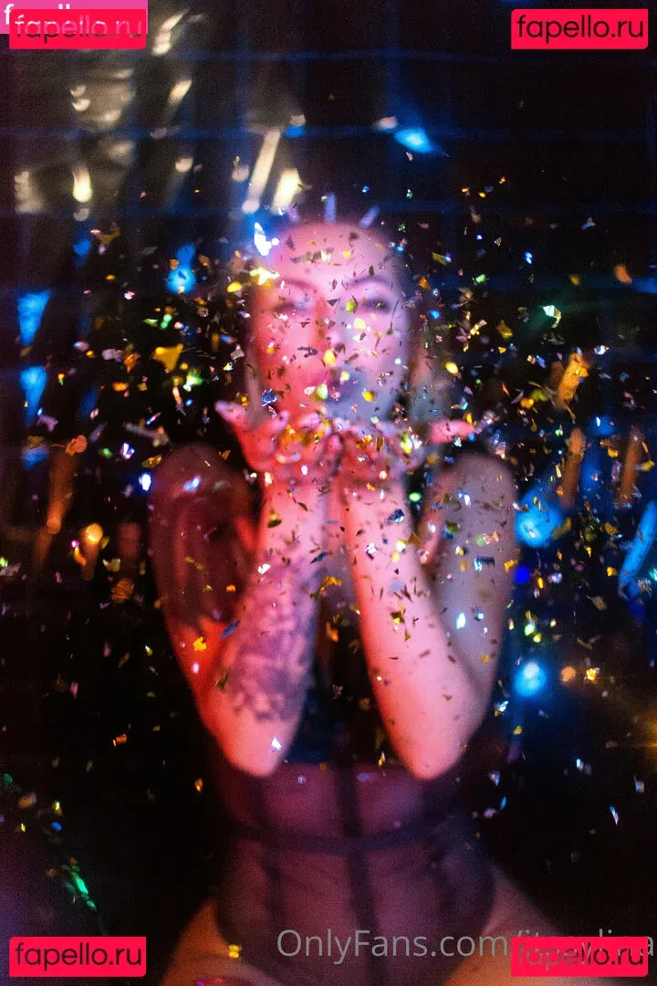 Itsellemu Onlyfans Photo Gallery 