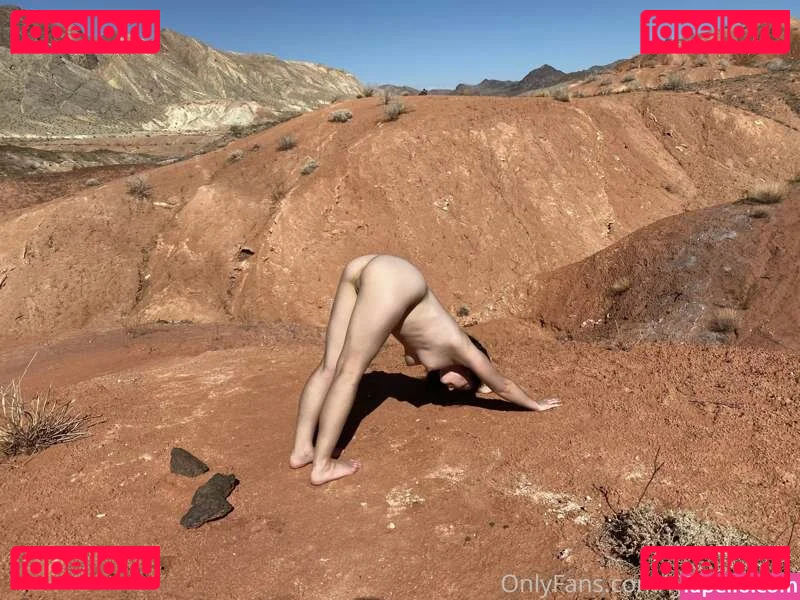 Lyra Lockhart Onlyfans Photo Gallery 