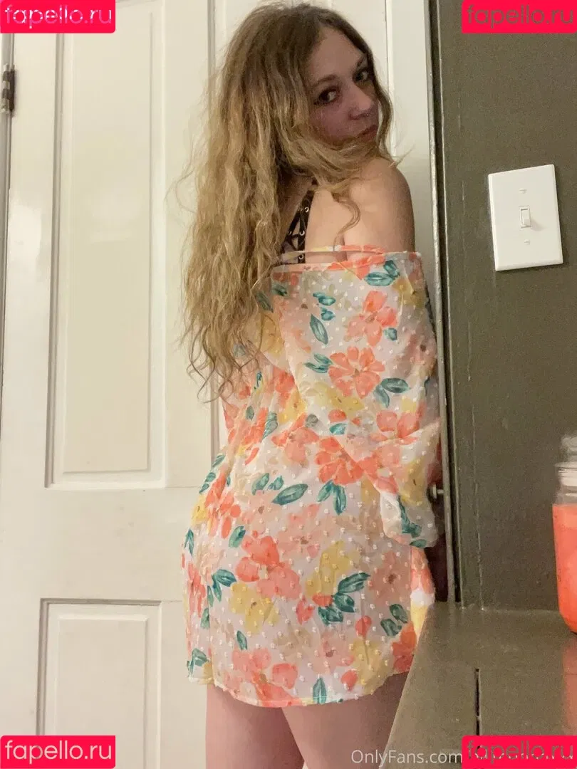 allimoonaxxx Onlyfans Photo Gallery 