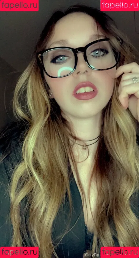 allimoonaxxx Onlyfans Photo Gallery 