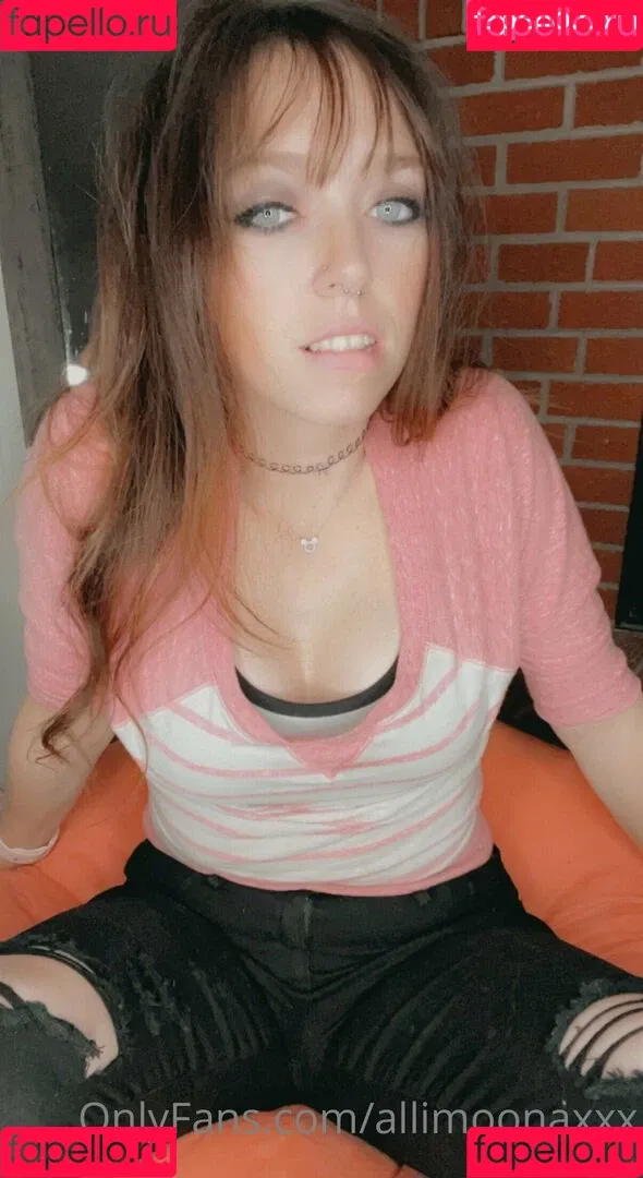 allimoonaxxx Onlyfans Photo Gallery 