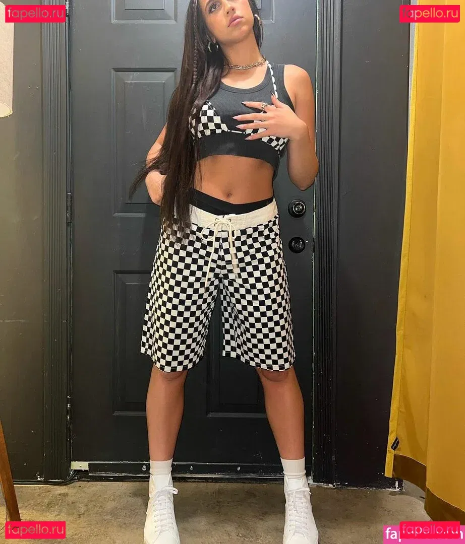 Tate McRae Onlyfans Photo Gallery 