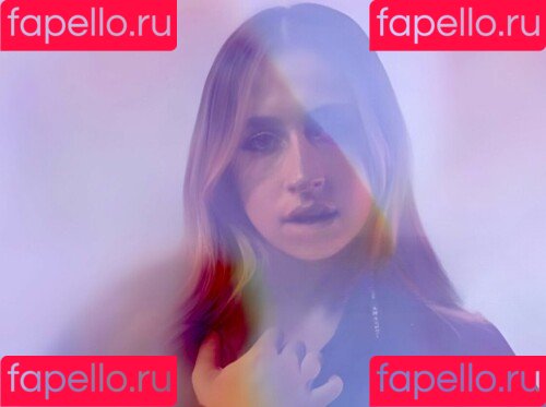 Tate McRae Onlyfans Photo Gallery 